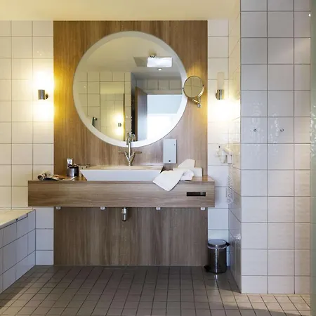 Scandic Hotell 4*